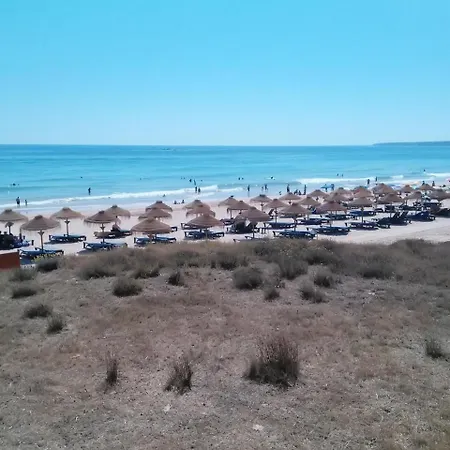 Salgados Vila Lagoas - Modern Within A 5 Star Resort, 50... Apartment