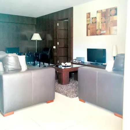 Salgados Vila Lagoas - Modern Within A 5 Star Resort, 50...