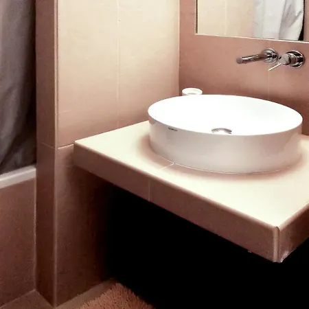 Salgados Vila Lagoas - Modern Within A 5 Star Resort, 50... Διαμέρισμα
